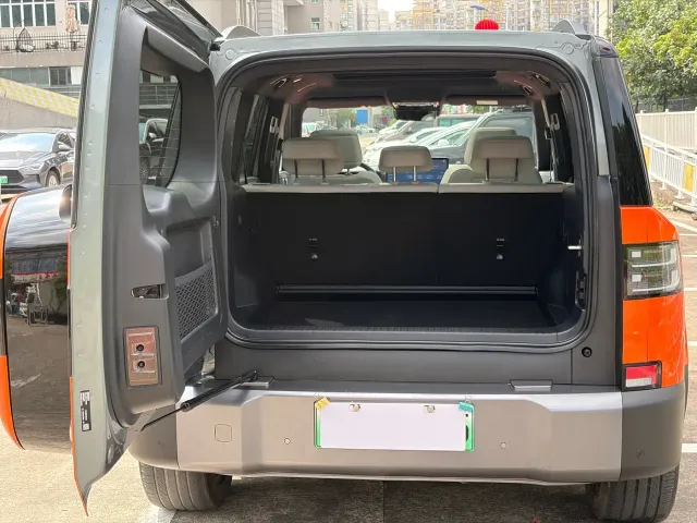 BYD FangChengBao Titanium 7 — Фото автомобиля 19