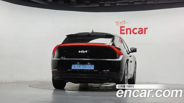 Kia EV6 — Фото автомобиля 4