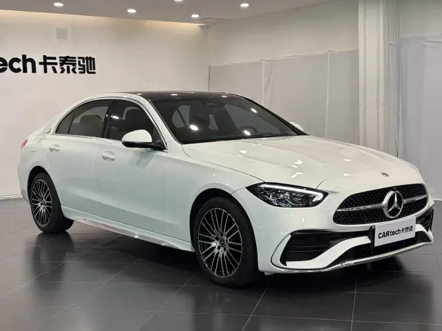 Mercedes-Benz C-Class — Фото автомобиля 3