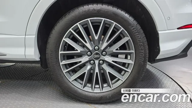 Audi Q3 35 TDI Premium — Фото автомобиля 20