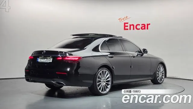 Mercedes-Benz E-Class W213 — Фото автомобиля 2