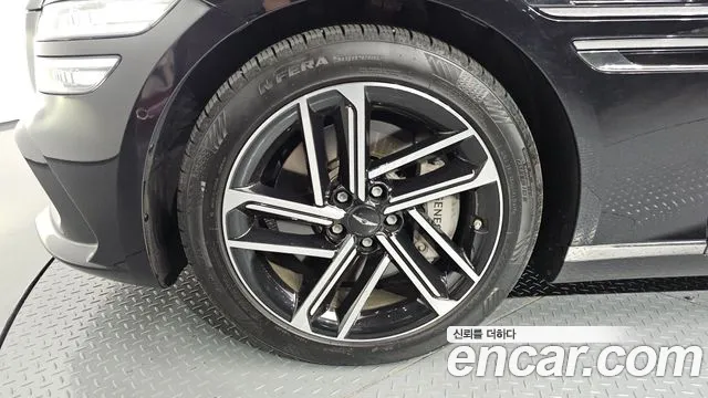 Genesis G80 Бензин 2.5 турбо AWD — Фото автомобиля 3