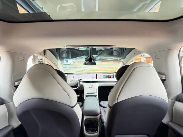 IM Motors LS7 — Фото автомобиля 9