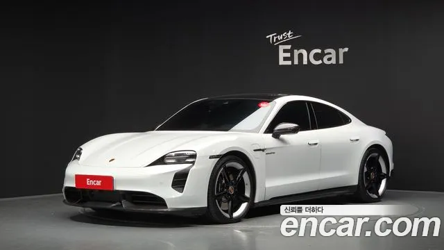 Фотография автомобиля — Porsche Taycan