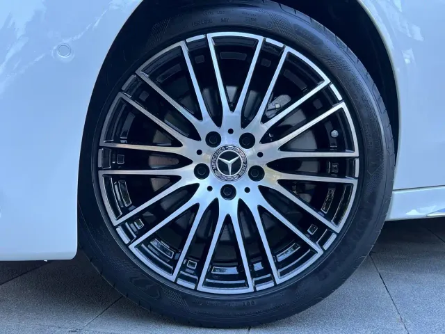 Mercedes-Benz C-Class — Фото автомобиля 15