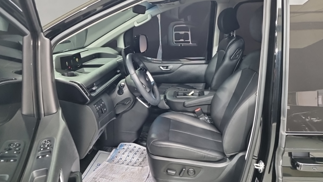 Hyundai Staria — Фото автомобиля 10