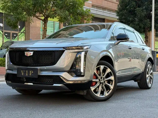 Фотография автомобиля — Cadillac XT5