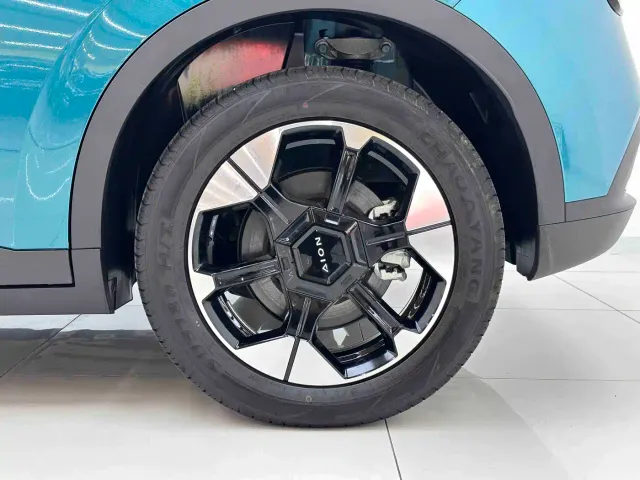 GAC Aion UT — Фото автомобиля 8