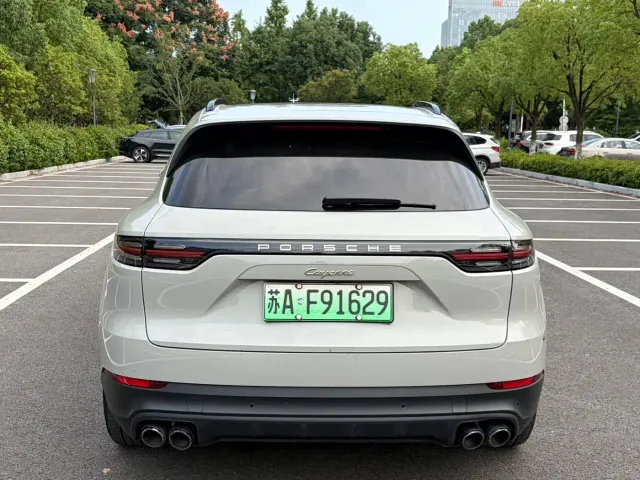 Porsche Cayenne New Energy 2021 Cayenne E-Hybrid 2.0T — Фото автомобиля 17