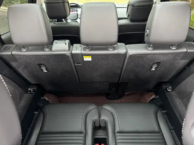 Land Rover Discovery — Фото автомобиля 19