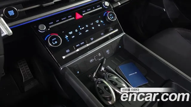 Hyundai Santafe — Фото автомобиля 9