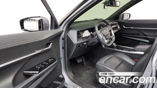 KGM Torres — Фото автомобиля 10