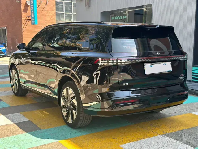 Dongfeng eπ 008 — Фото автомобиля 7
