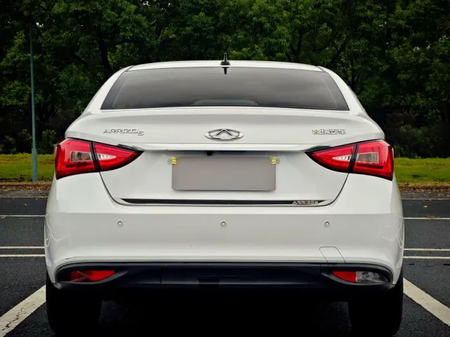Chery Arrizo 5 — Фото автомобиля 5