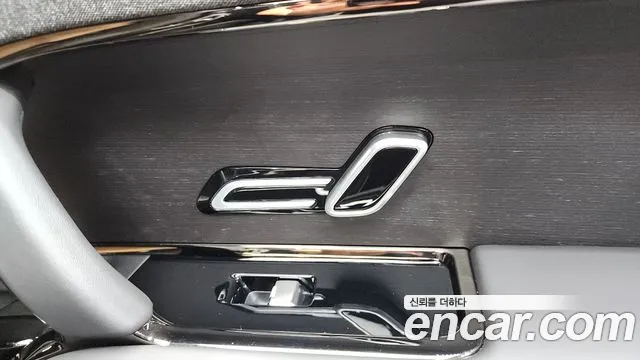 Land Rover Range Rover Sport — Фото автомобиля 21