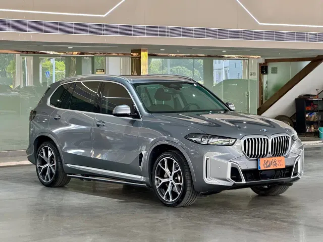 BMW X5 — Фото автомобиля 3