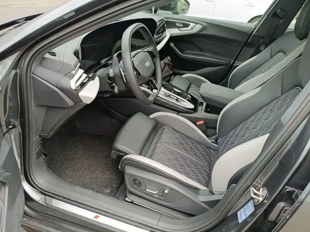 Audi A5L — Фото автомобиля 14