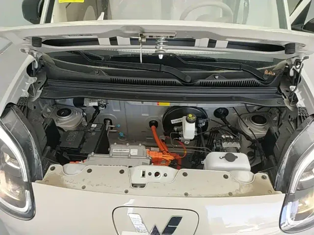 Wuling Hongguang Mini EV — Фото автомобиля 19
