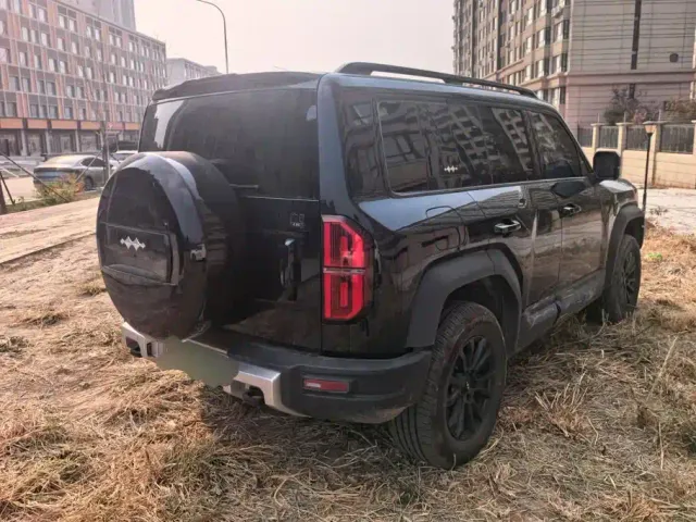 Fang Cheng Bao Leopard 5 2023 Explorer Edition — Фото автомобиля 3
