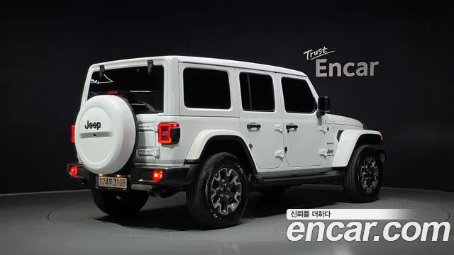 Jeep Wrangler — Фото автомобиля 2