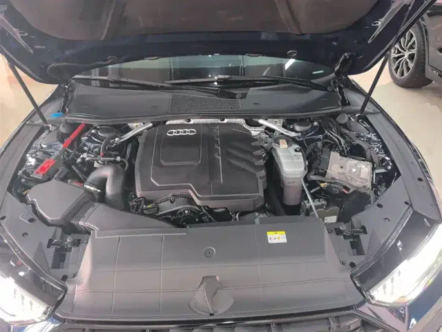 Audi A7L — Фото автомобиля 19