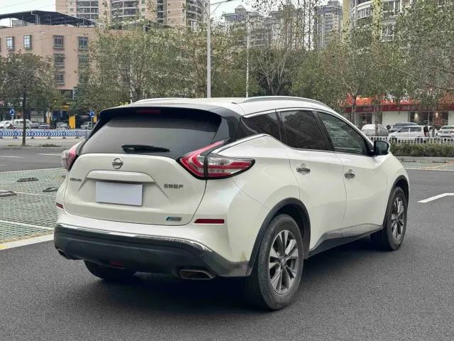 Nissan Murano — Фото автомобиля 7