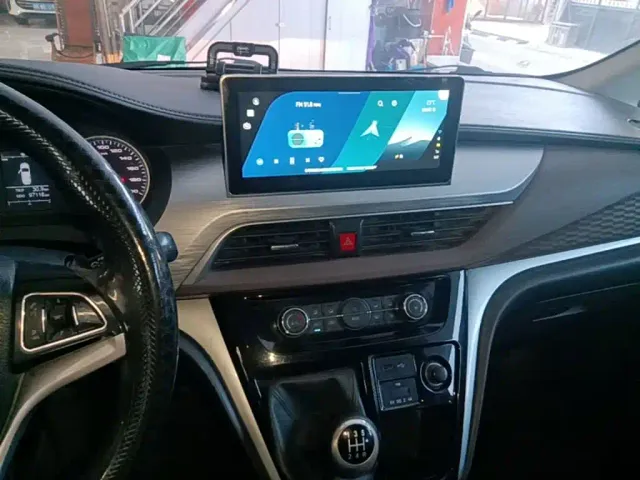 JAC Refine M3 — Фото автомобиля 12