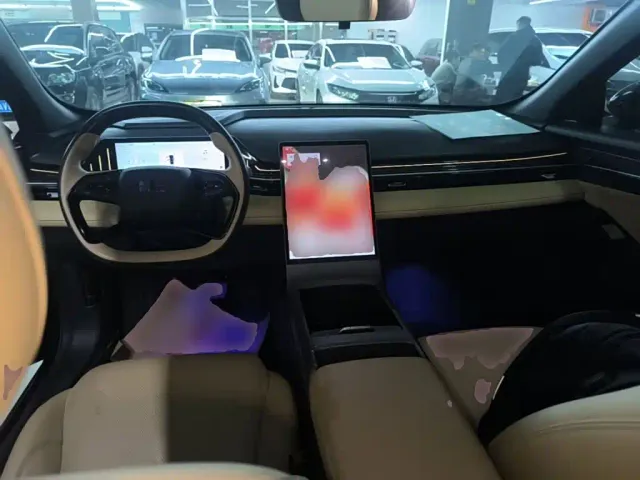 Geely Galaxy L6 — Фото автомобиля 9