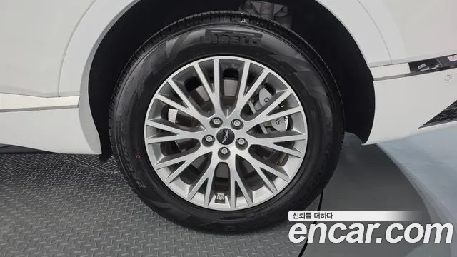 Genesis GV80 — Фото автомобиля 6