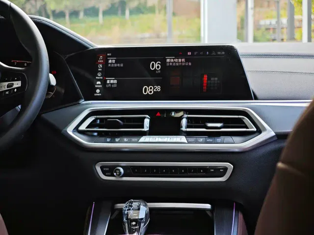 BMW X5 — Фото автомобиля 14