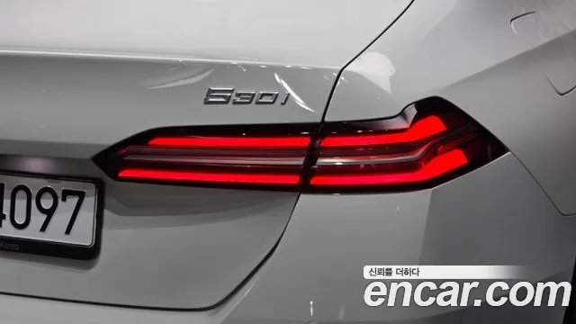 BMW 5-Series 5 серия (G60) 530i xDrive M Sport — Фото автомобиля 21