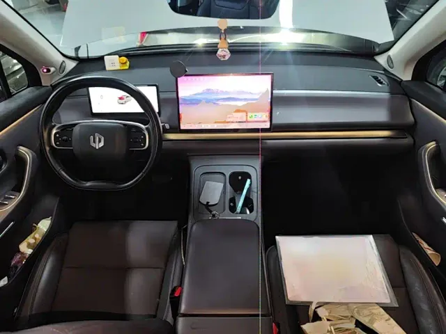 Leapmotor C10 — Фото автомобиля 9