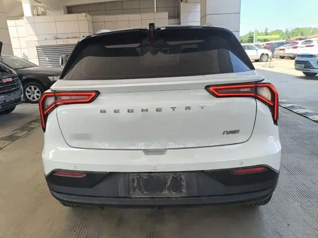 Geely Geometry E Firefly — Фото автомобиля 5