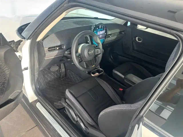 MINI Hatch — Фото автомобиля 23