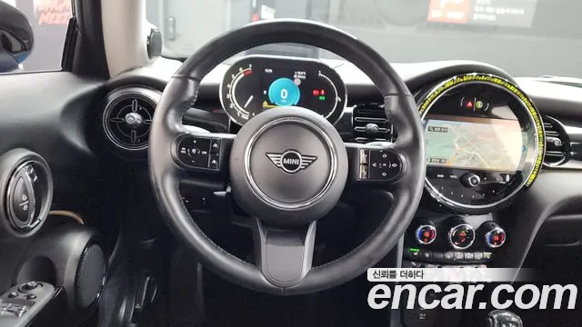 Mini Cooper — Фото автомобиля 13