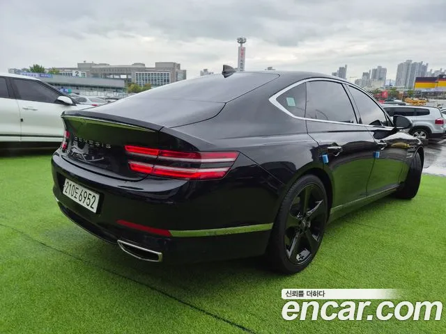 Genesis G80 RG3 — Фото автомобиля 3