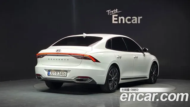 Hyundai Grandeur Новый Grandeur IG — Фото автомобиля 2