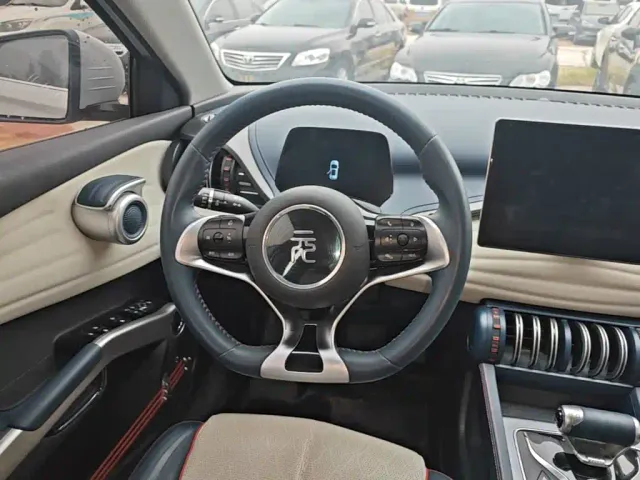 BYD Yuan PLUS — Фото автомобиля 10