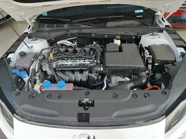 Changan Qiyuan A05 — Фото автомобиля 19
