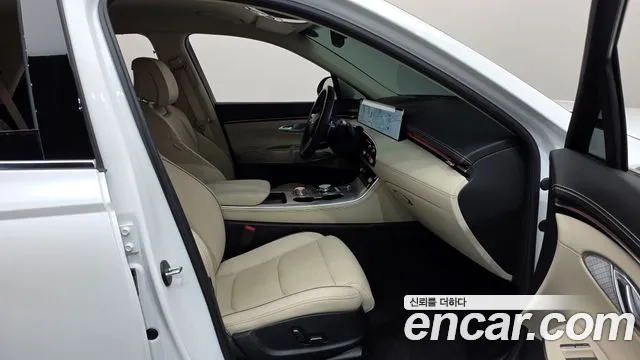 Genesis GV70 2.5T Бензин 2WD — Фото автомобиля 26