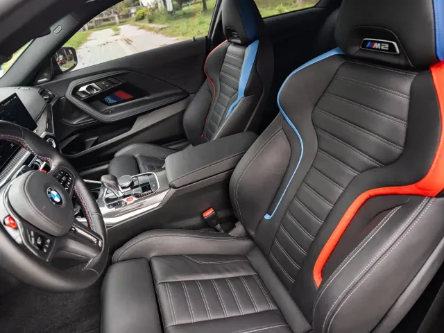 BMW M2 — Фото автомобиля 13