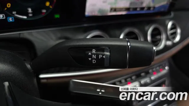 Mercedes-Benz E-Class W213 — Фото автомобиля 12
