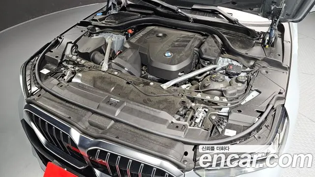 BMW 5-Series — Фото автомобиля 5