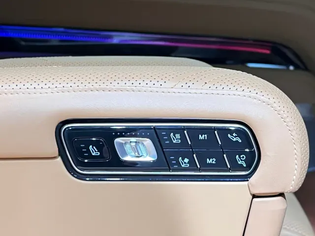 ZEEKR Zeekr 9X 2025 model Ultra Edition 70kWh — Фото автомобиля 12