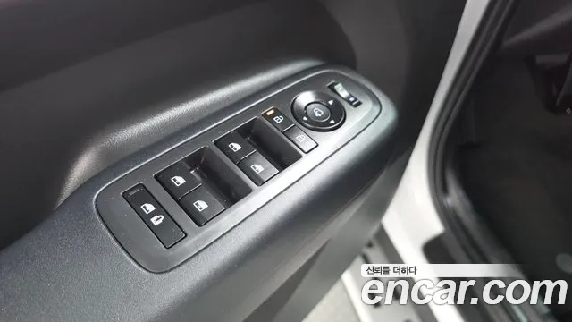Hyundai Santa Fe MX5 — Фото автомобиля 28