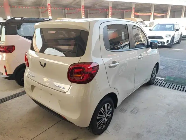 Wuling Hongguang Mini EV — Фото автомобиля 6