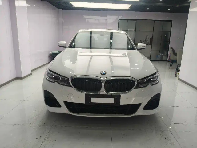 BMW 3 Series — Фото автомобиля 2