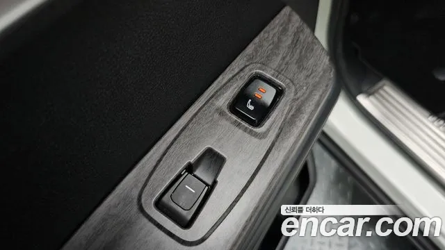 KG_Mobility_Ssangyong Torres Torres EVX — Фото автомобиля 7