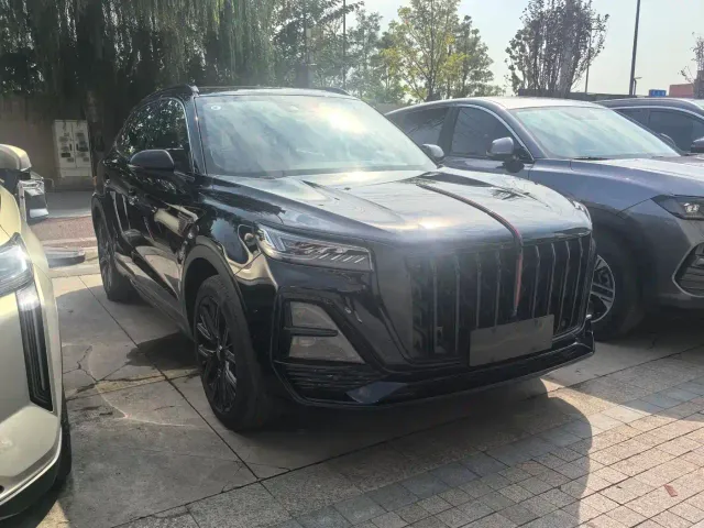 Hongqi HS5 — Фото автомобиля 3