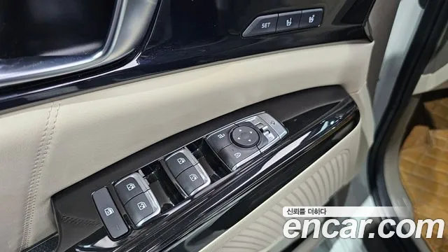 Kia Canival Carnival 4 поколение Дизель 9 мест Hi-Limousine — Фото автомобиля 26